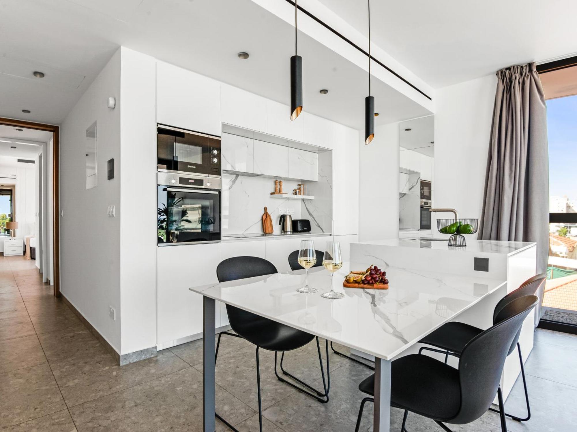 Sanders Gaia - Bright Two-Bedroom Apartment With Sea View Larnaca Exterior photo